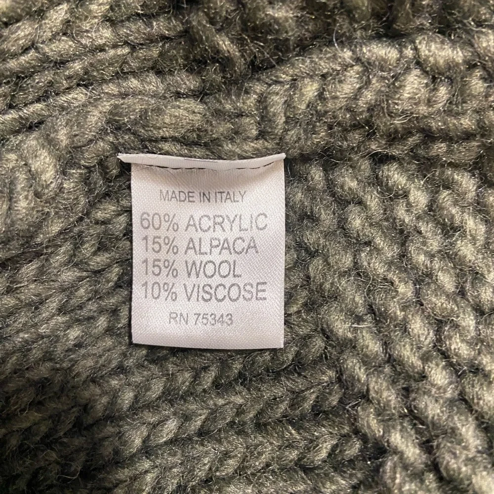 NWOT Elsamanda Made in Italy Cozy Olive Green Knit Sweater - Picture 6 of 7